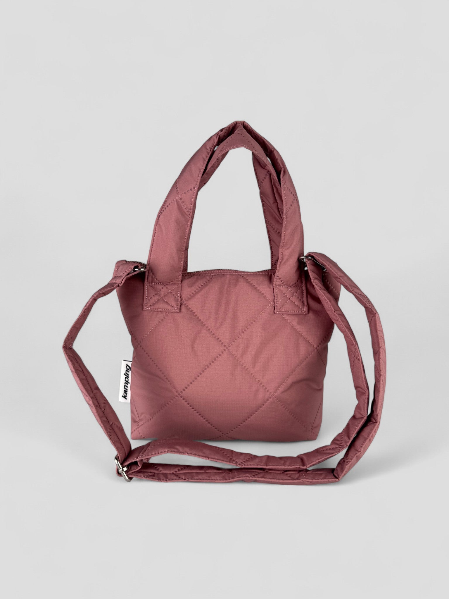 Kamping Studios kleine Umhängetasche in Rose-Pink, Produktfoto, Vorderansicht