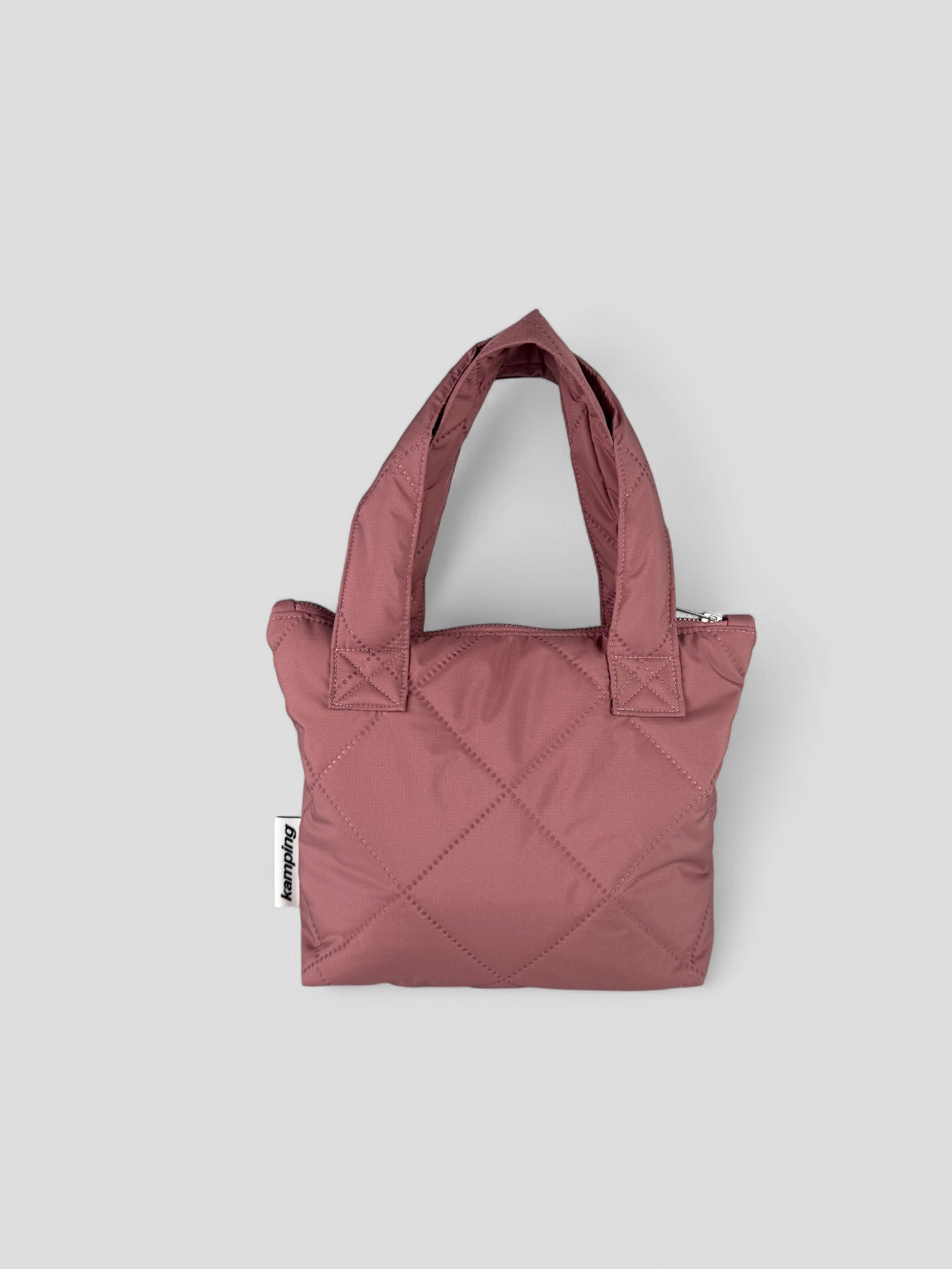 Kamping Studios kleine Umhängetasche in Rose-Pink, Produktfoto, Vorderansicht