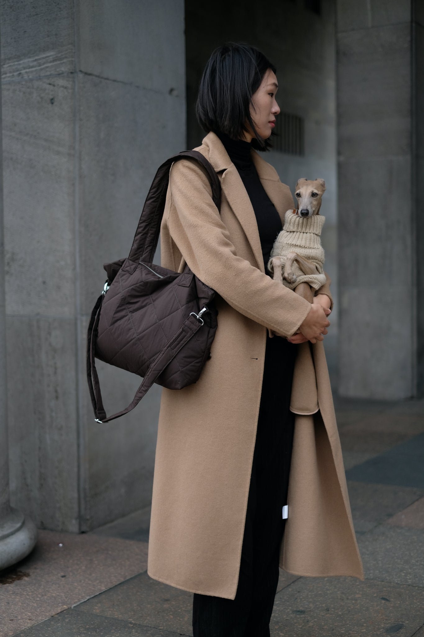 Kamping Studios Everyday-Stepptasche, braun, am Model 1