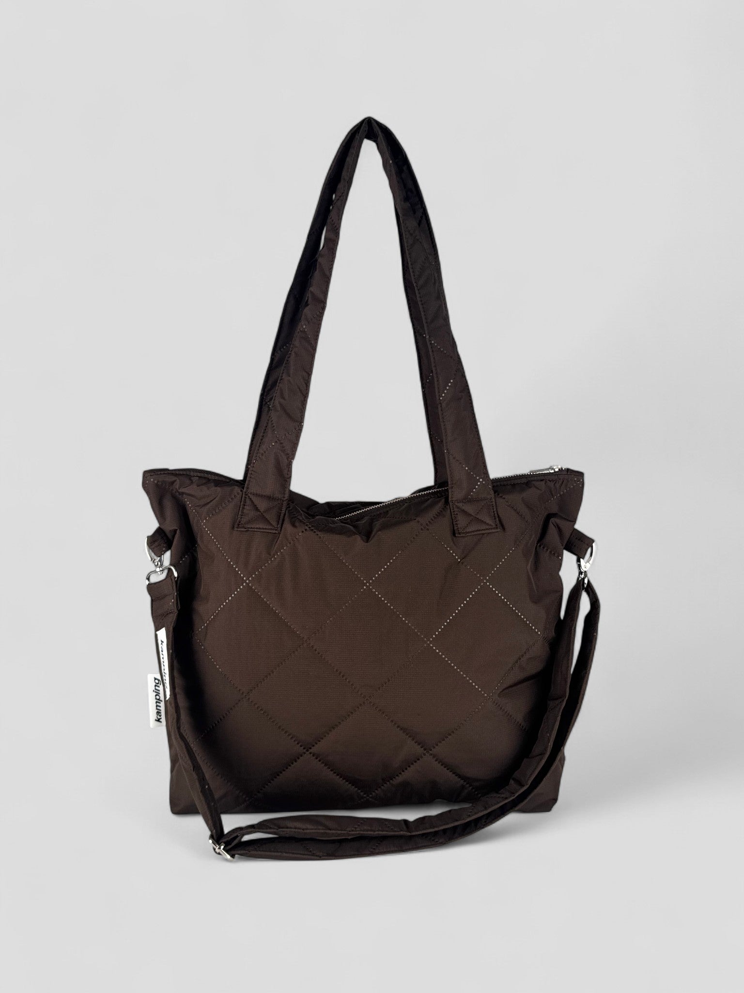Kamping Studios Everyday-Stepptasche, braun, Produktfoto, Vorderansicht mit Gurt