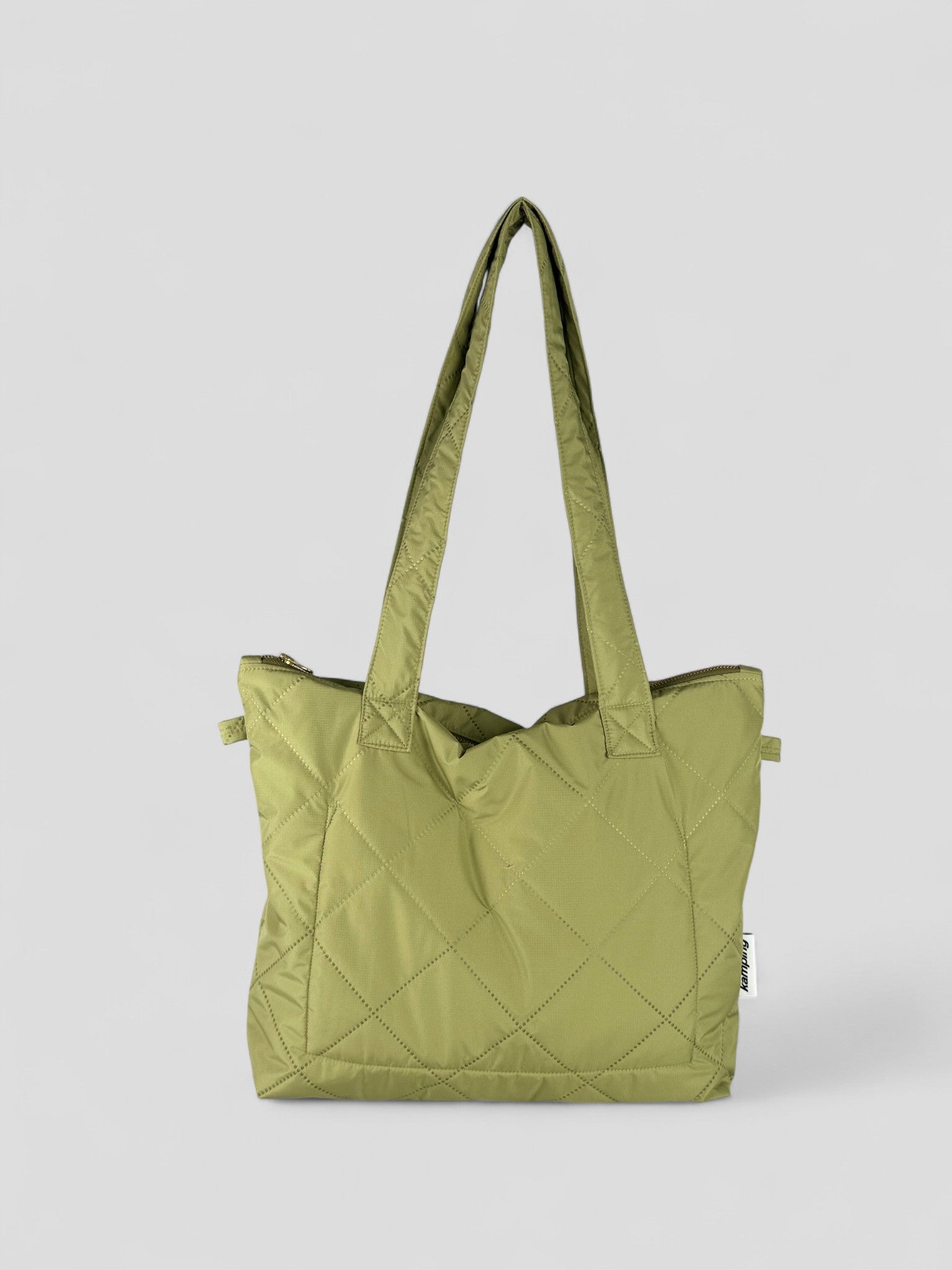 Kamping Studios Everyday-Stepptasche  in Matcha-Gruen mit Schultergurt, Produktfoto, Rueckseite