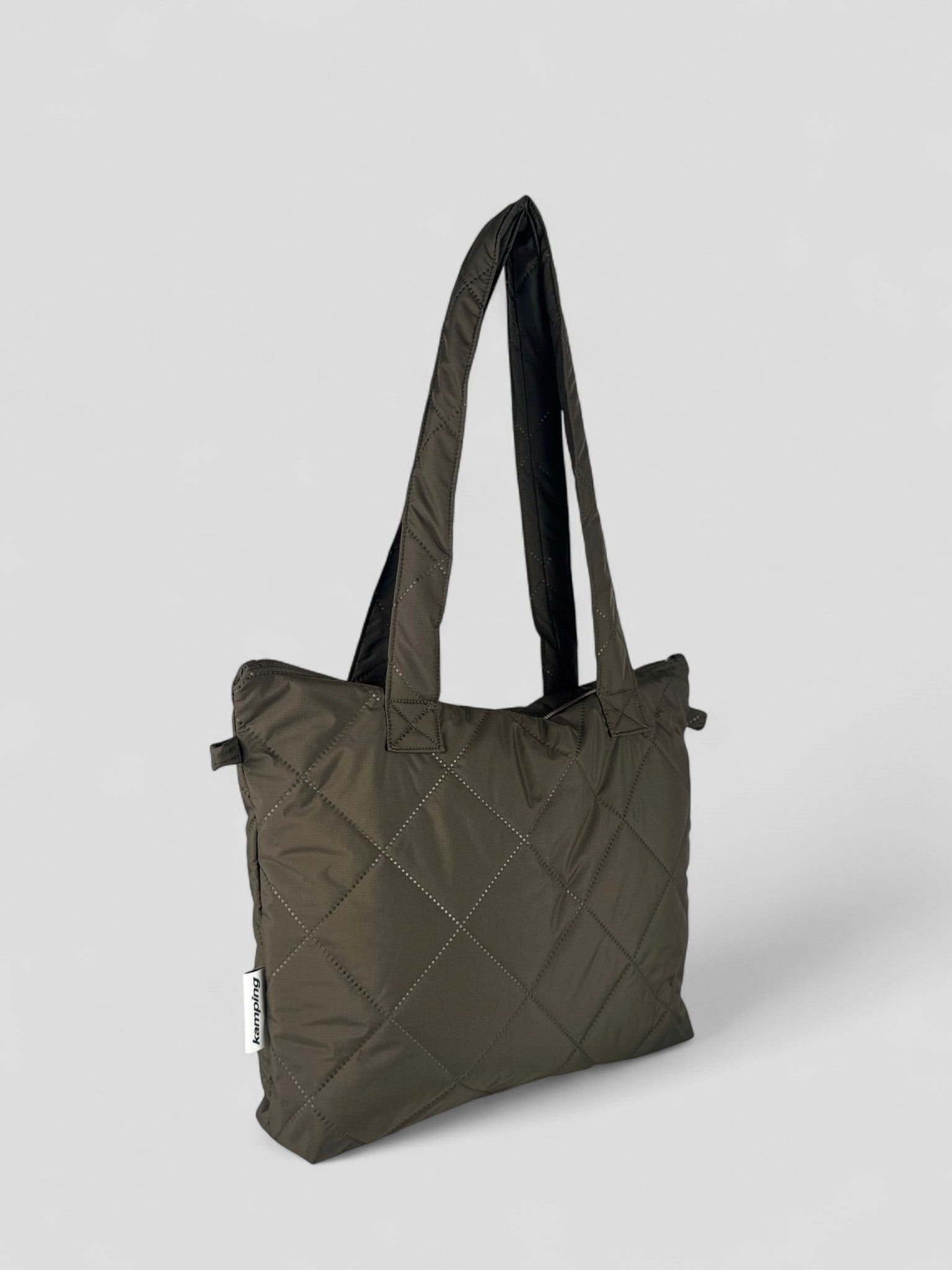 Kamping Studios Everyday-Stepptasche, Olive-Gruen, Produktfoto, Seitenansicht