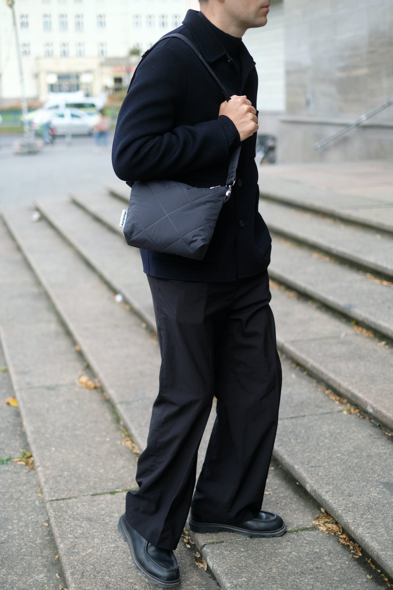 City-Kamp Gesteppte Bauchtasche - Schwarz-Anthrazit