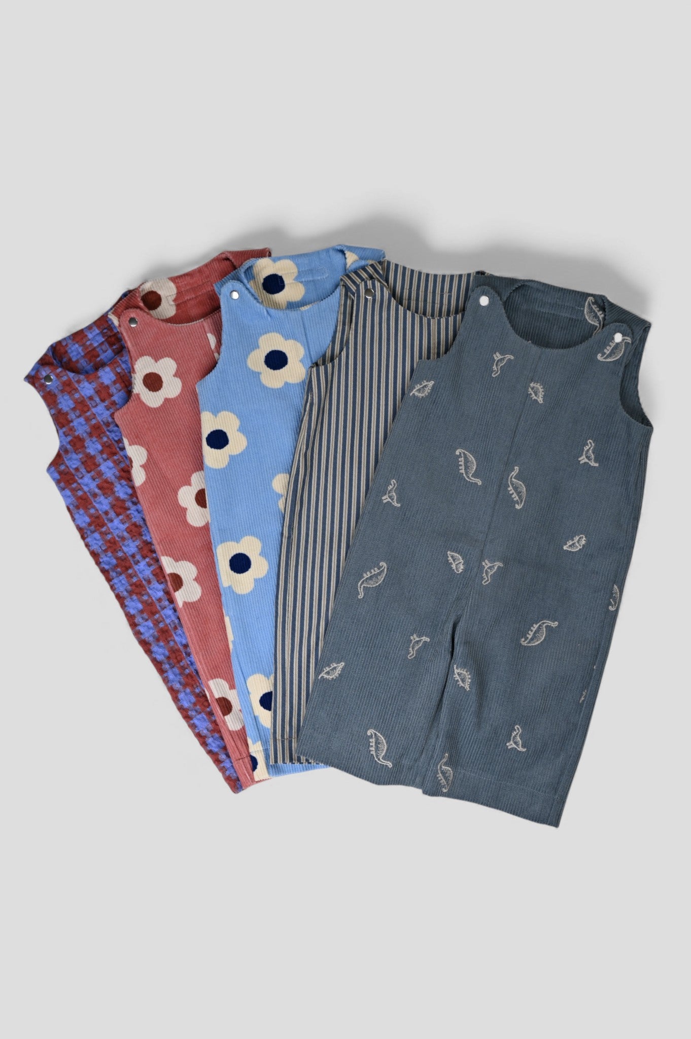 Kamping Studios Baby Overall und Strampler, alle Farben