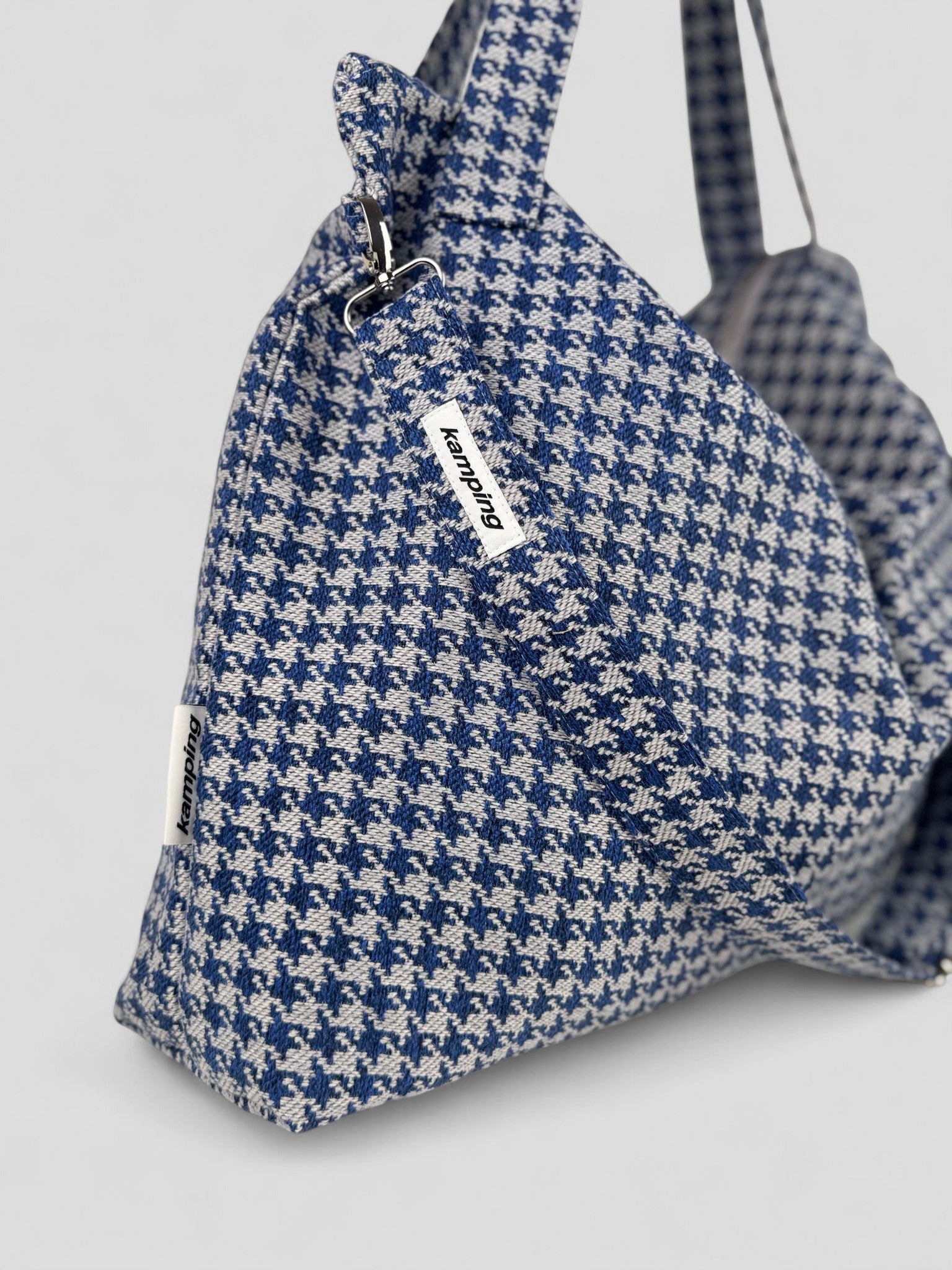 kamping studios mombag und weekender in blau-kariert, Produktfoto Detail