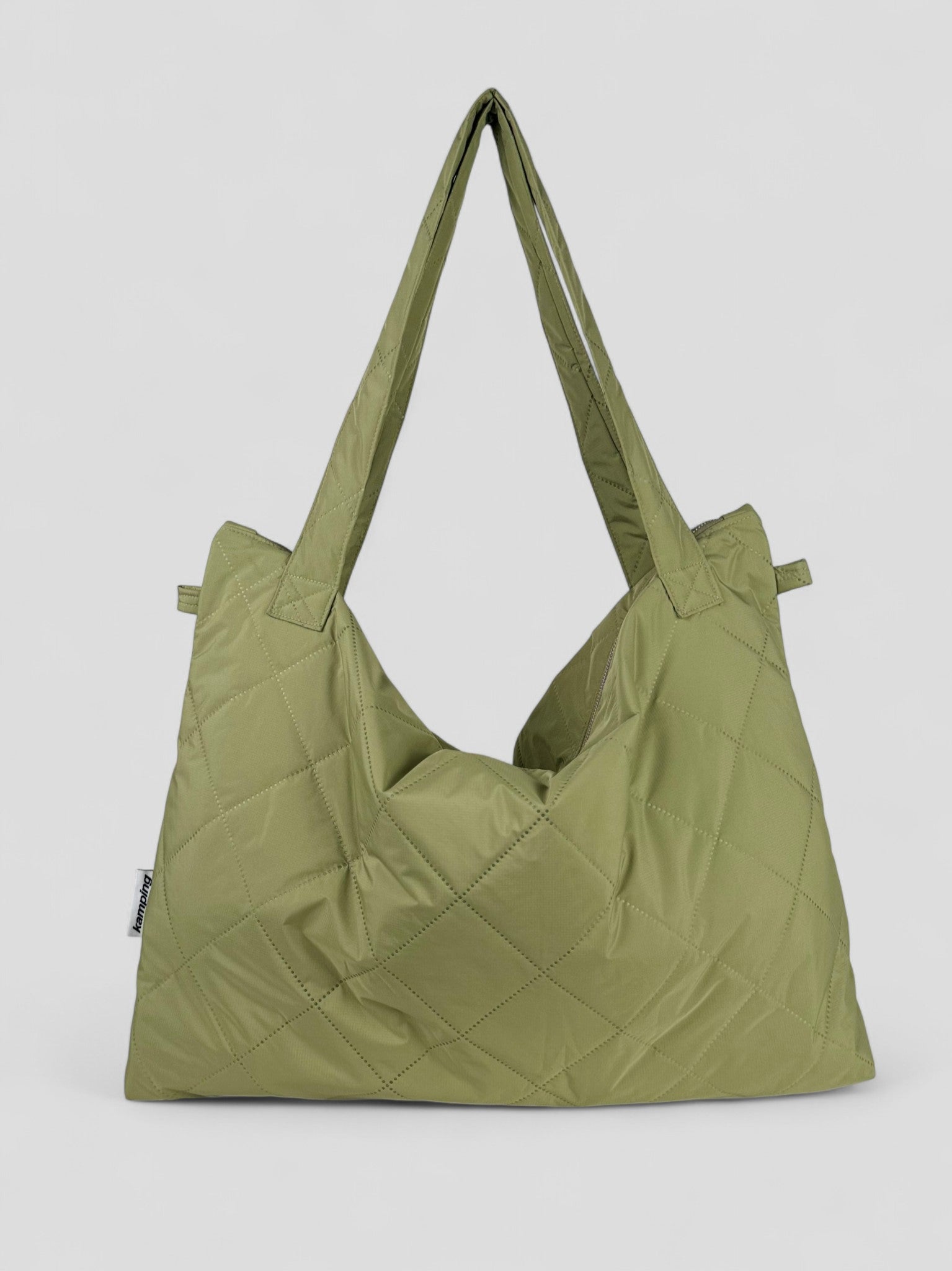 Kamping Studios Mom-Bag und Weekender in Matcha-gruen, Produktfoto Vorderansicht 