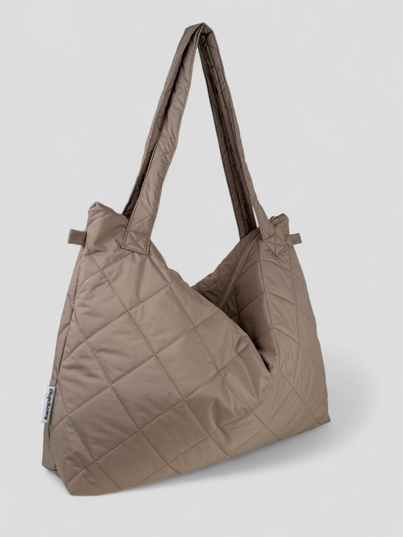 Kamping Studios Mom-Bag und Weekender in beige, Produktfoto Seitenansicht