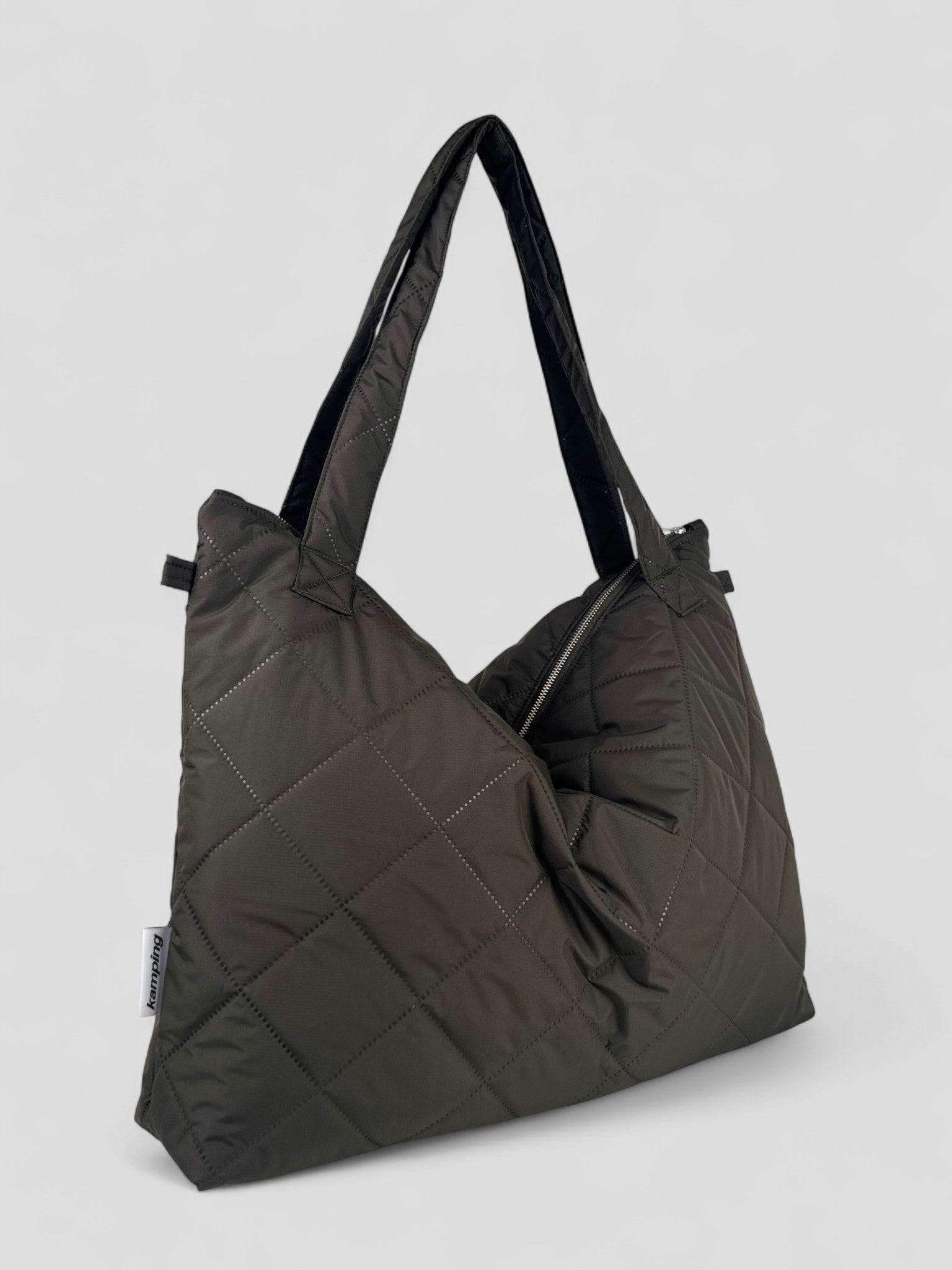 Kamping Studios Mom-Bag und Weekender olive-gruen, Produktfoto Seitenansicht