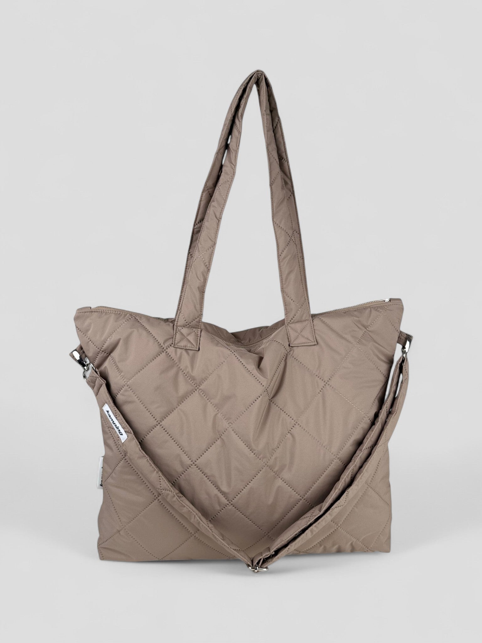 Kamping Studios Shopper beige, Produktfoto mit Schultergurt, Vorderansicht