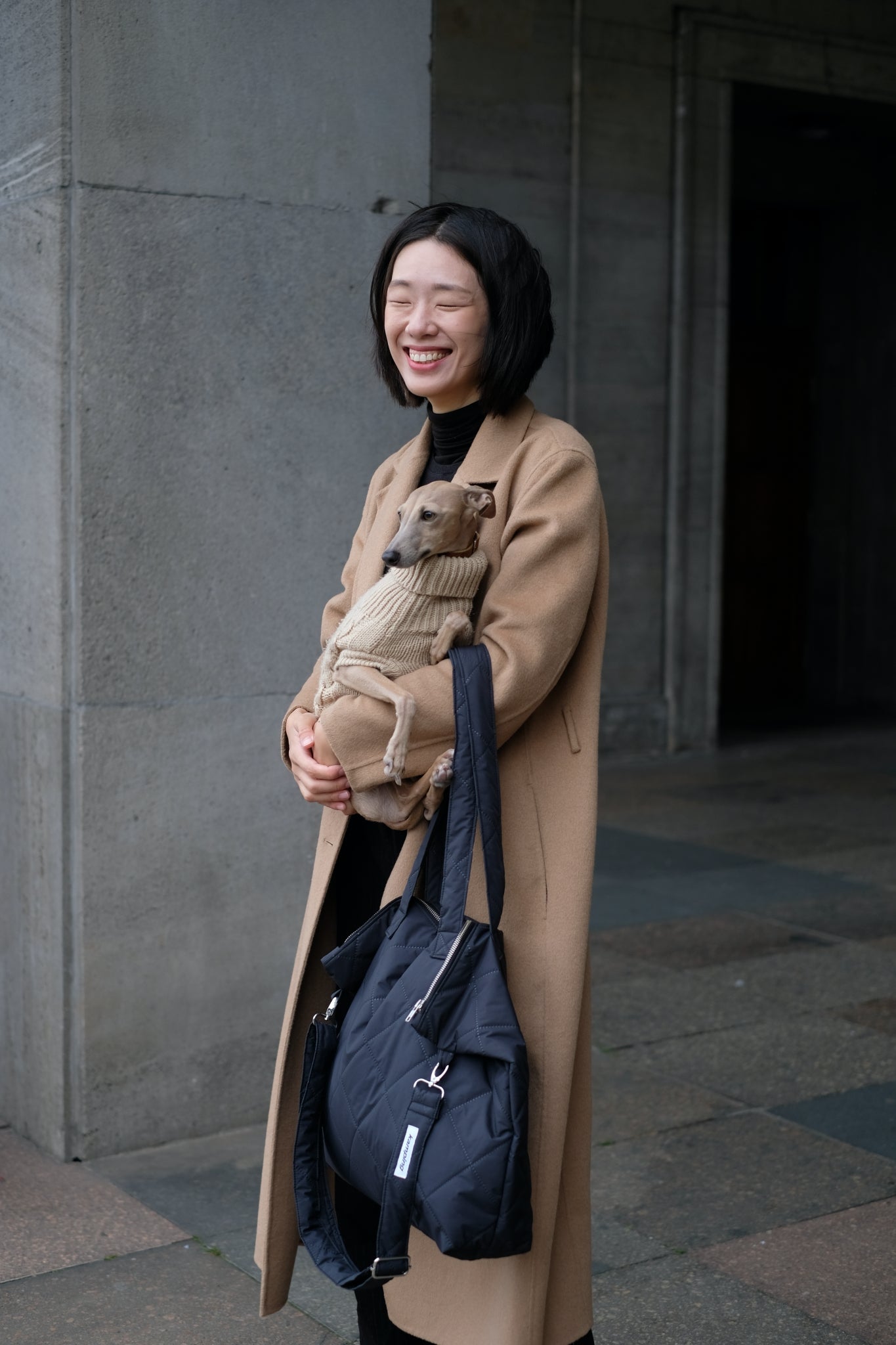 Kamping Studios Shopper schwarz, am Model 
