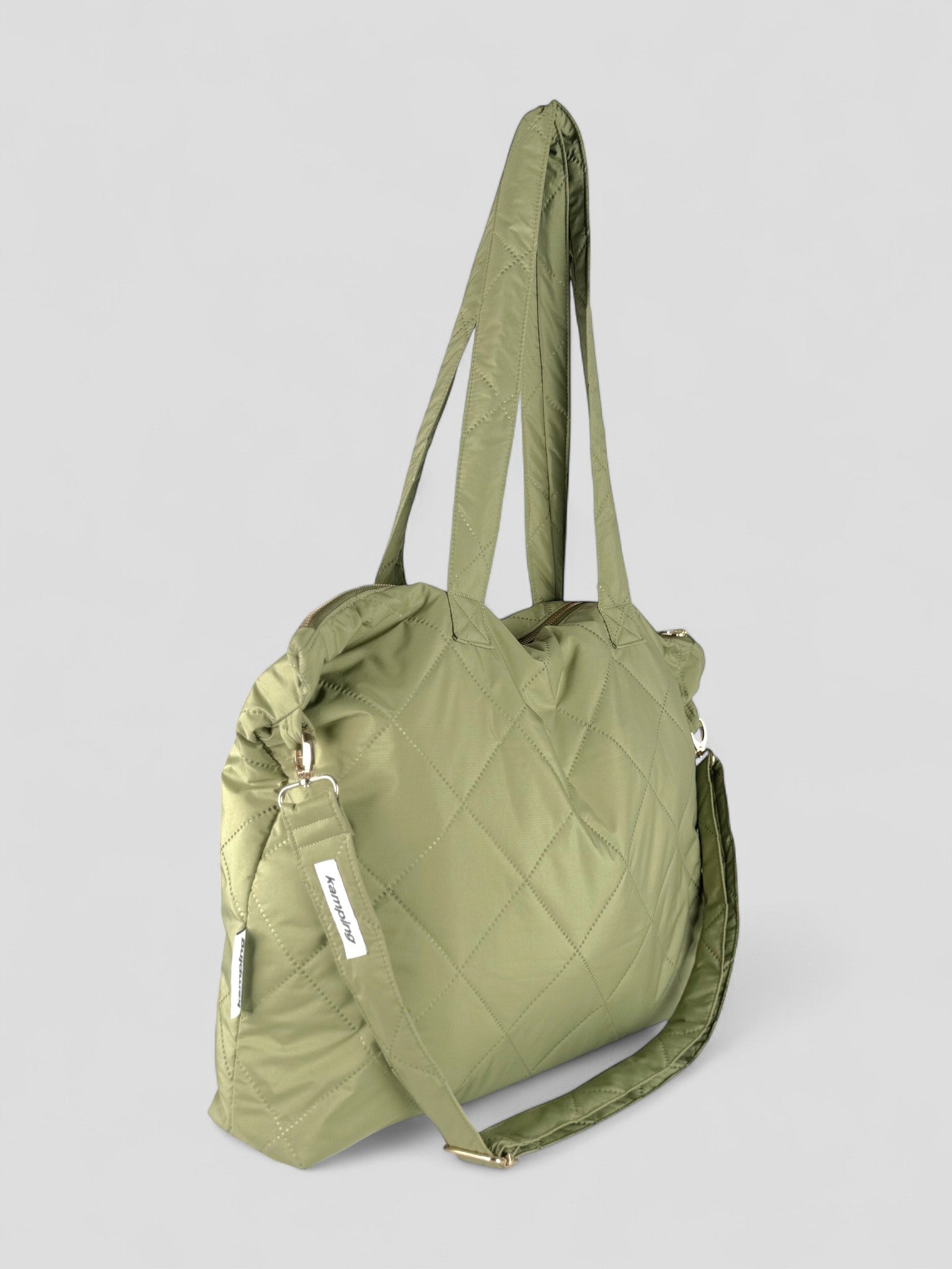 Kamping Studios Shopper Stepptasche mit Schultergurt in Matcha-Gruen, Produktfoto, Seitenansicht